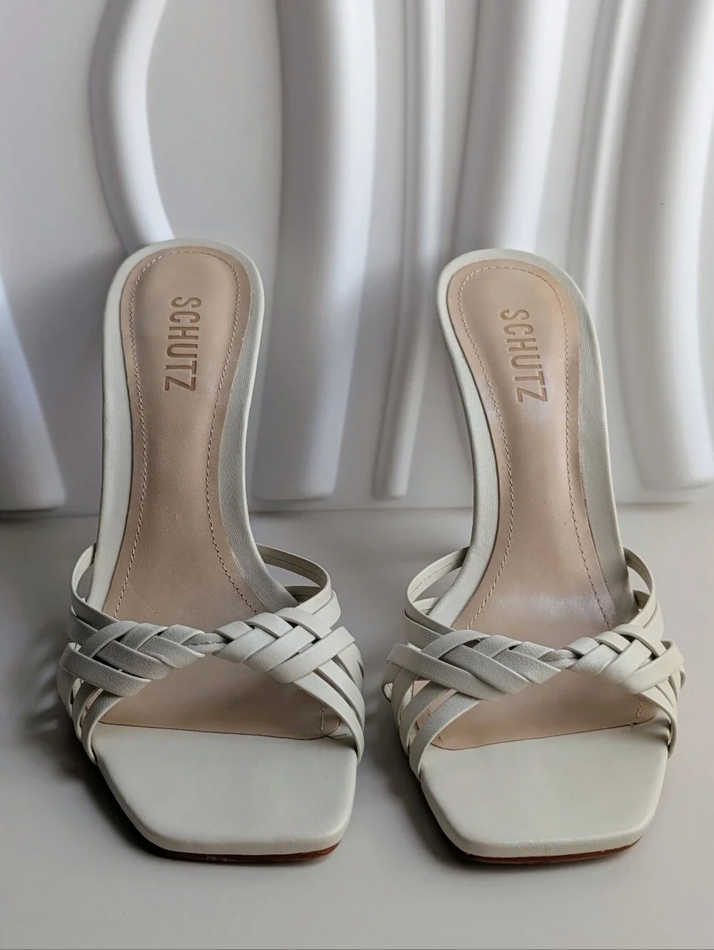 SCHUTZ Tara Leather Mule Sugar White Woven Stiletto Heels Size 8 NWT